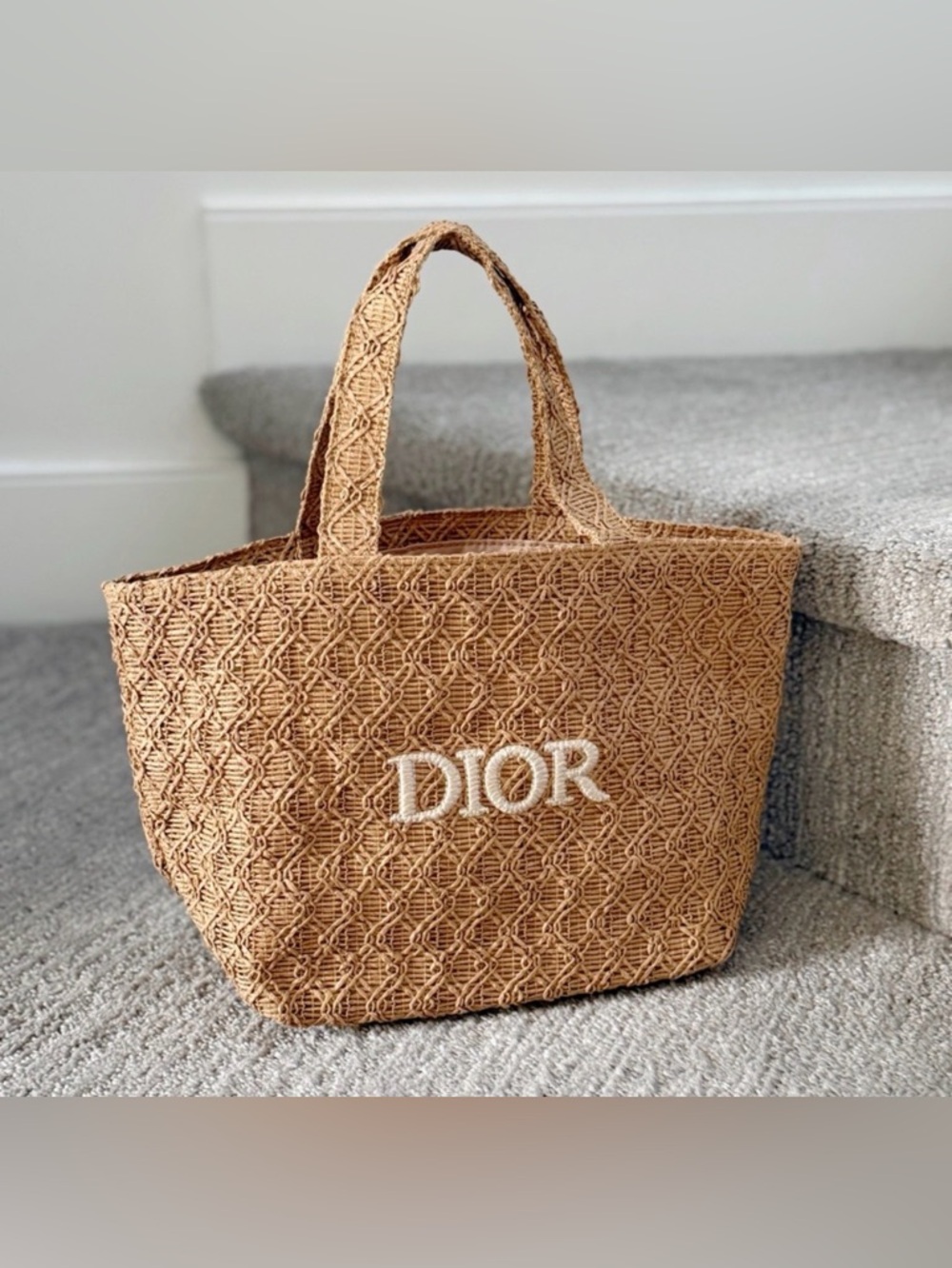 Dior Raffia-Style Woven Mini Tote Bag| Beige | From Beauty
Limited Edition - Picture 7 of 9
